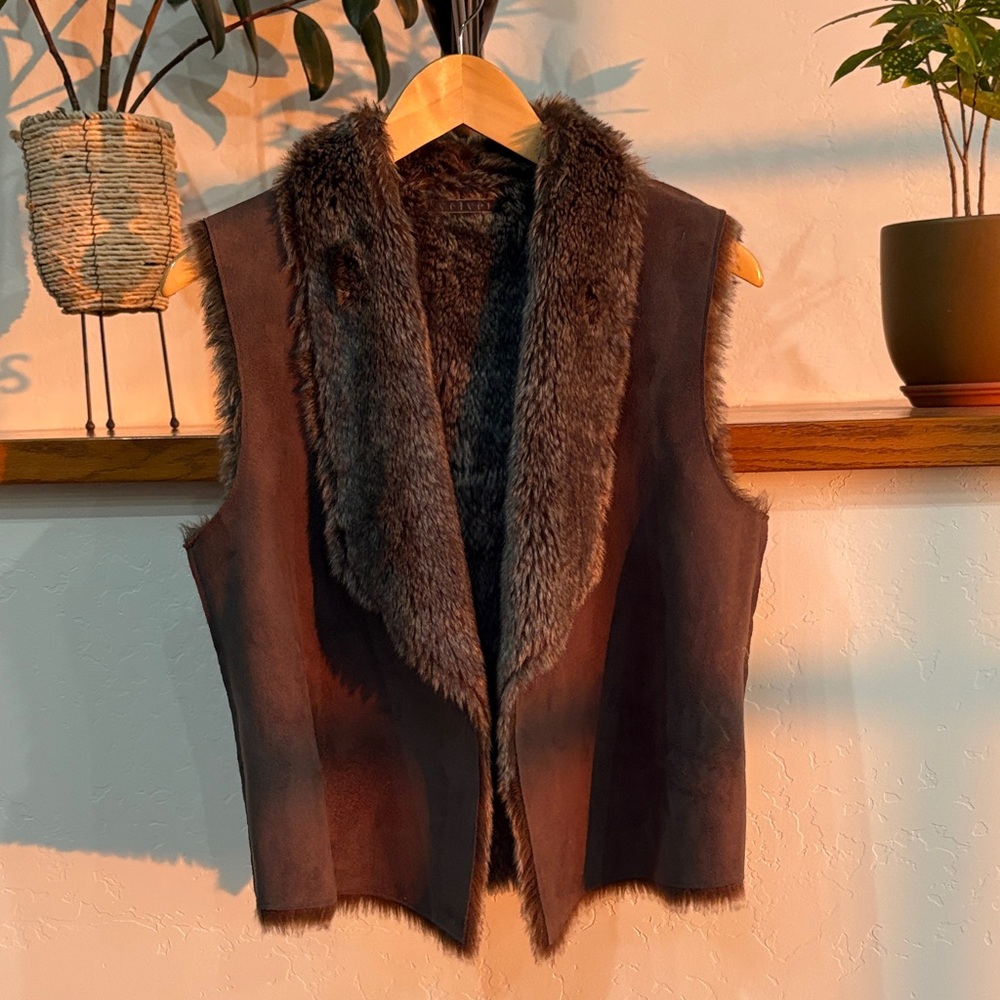 Velvet  Women's Faux Fur Trim Vest - Brown